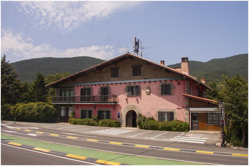 Hotel Ibaiondo Olave Exteriér fotografie